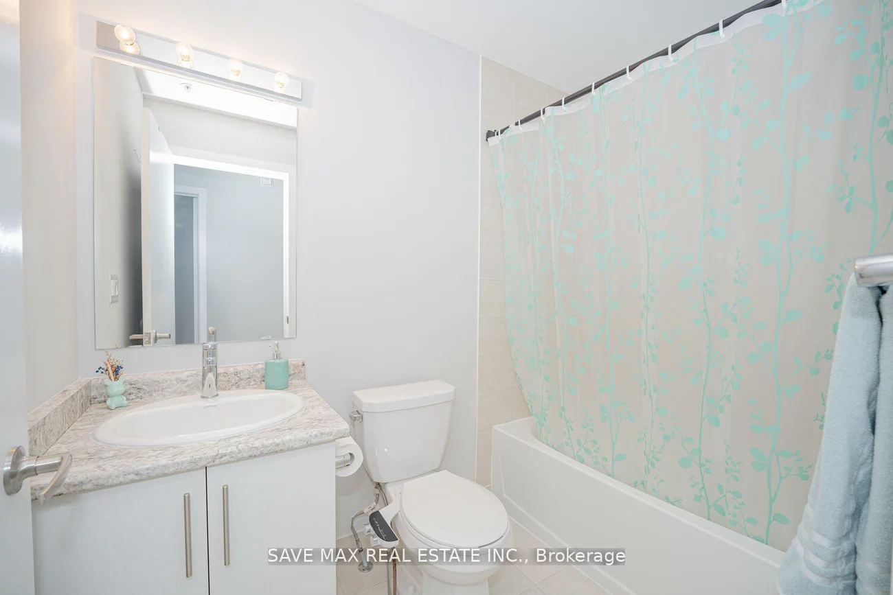 3472, Widdicombe, Erin Mills, Mississauga