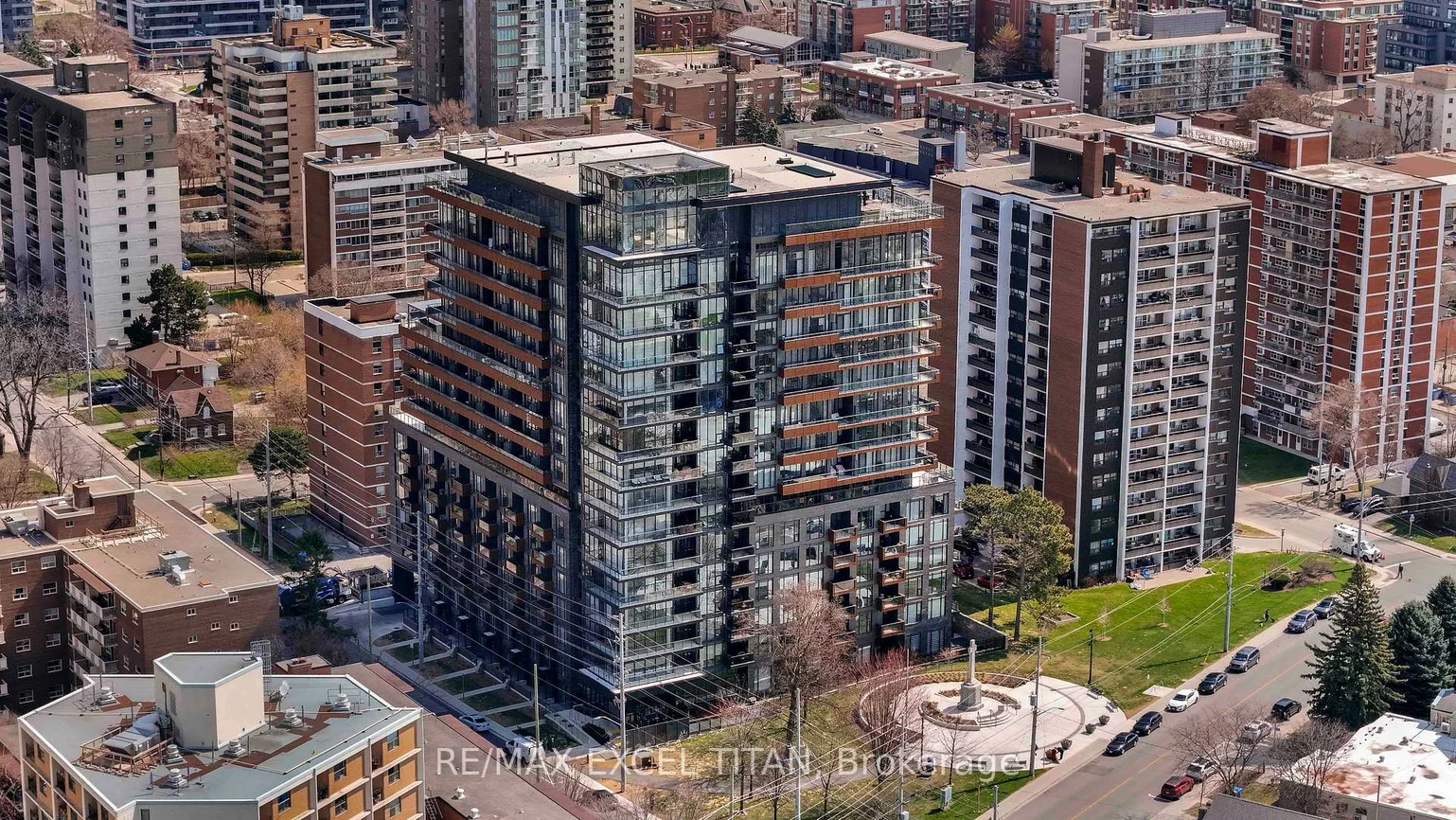 21, Park, Port Credit, Mississauga