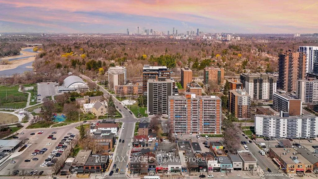 21, Park, Port Credit, Mississauga