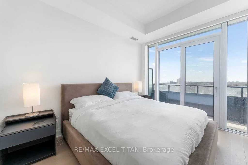 21, Park, Port Credit, Mississauga