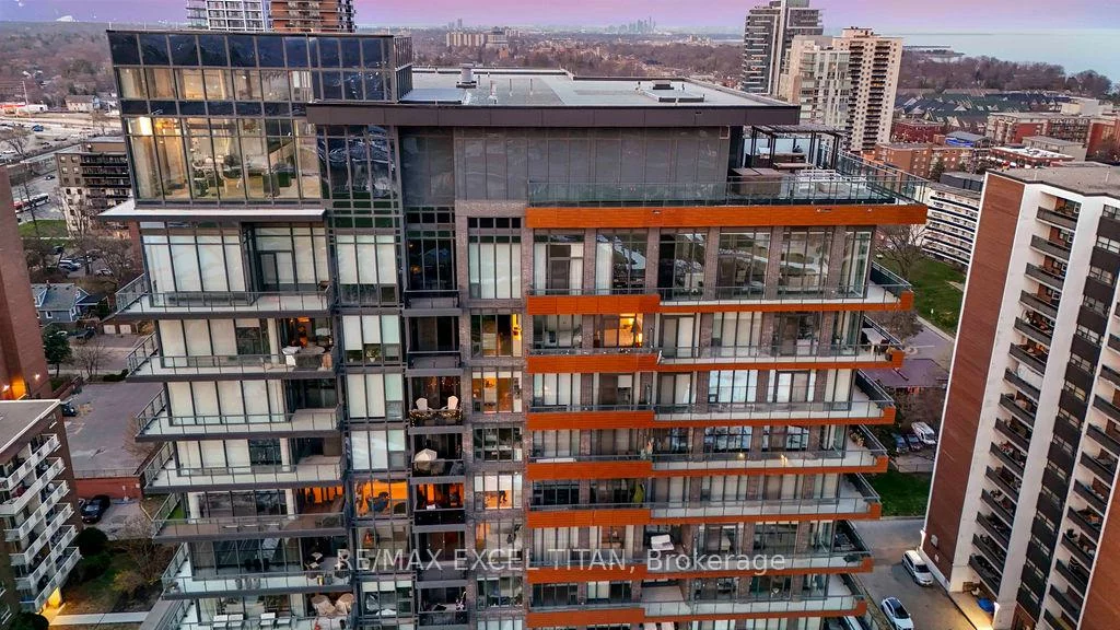 21, Park, Port Credit, Mississauga