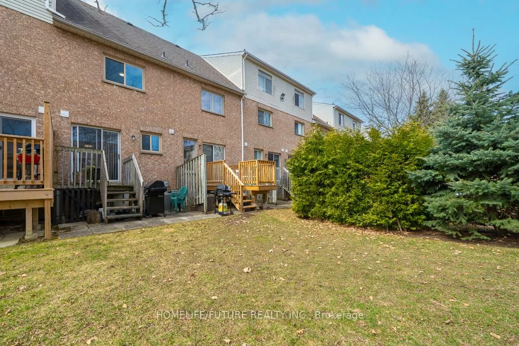 1050, Bristol, East Credit, Mississauga