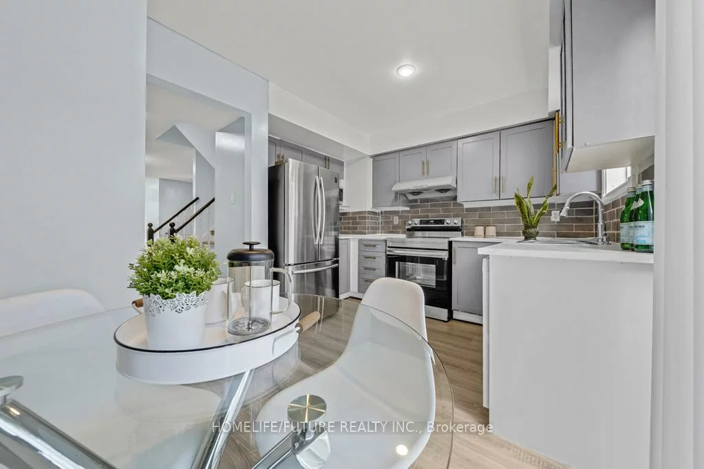 1050, Bristol, East Credit, Mississauga