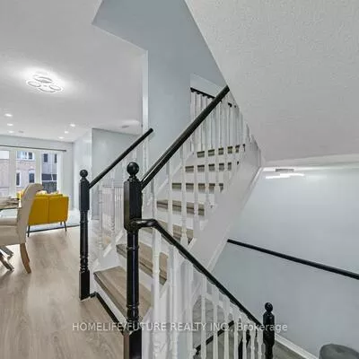 1050, Bristol, East Credit, Mississauga