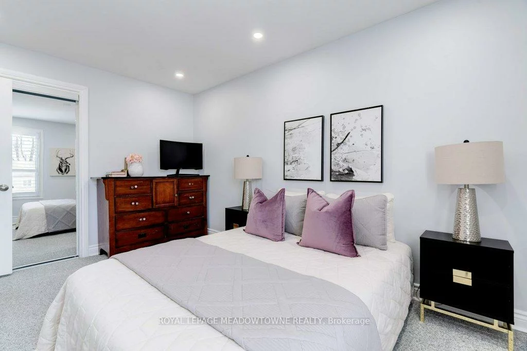336, Queen, Streetsville, Mississauga