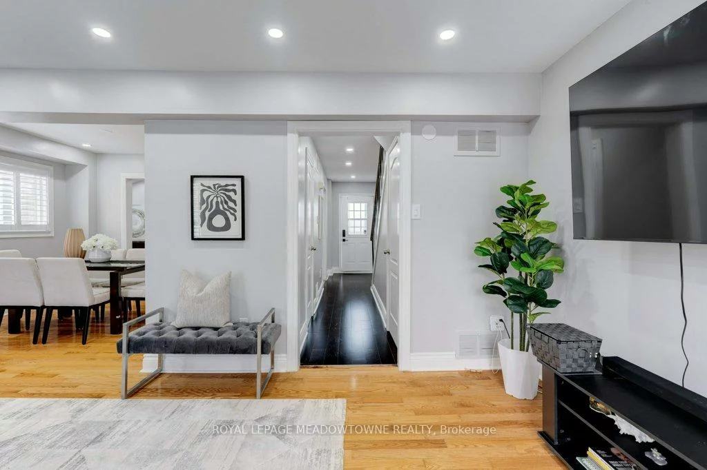 336, Queen, Streetsville, Mississauga