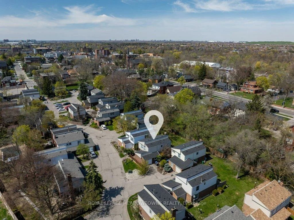 336, Queen, Streetsville, Mississauga