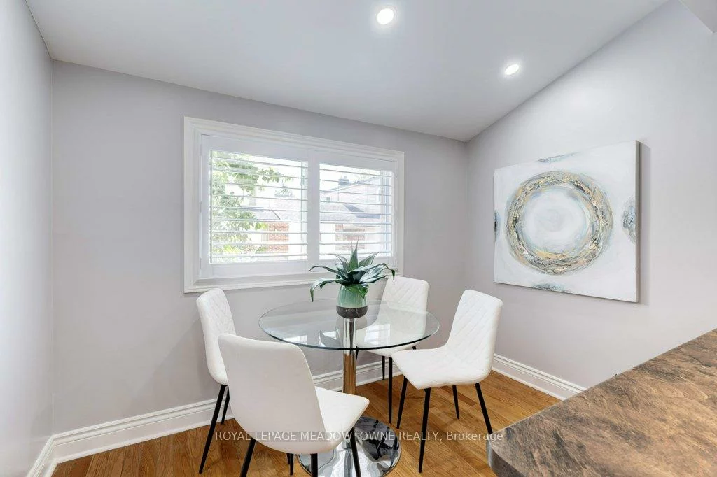336, Queen, Streetsville, Mississauga