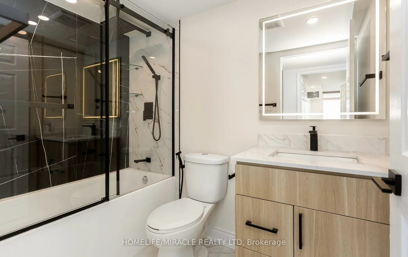 4450, Tucana, Hurontario, Mississauga