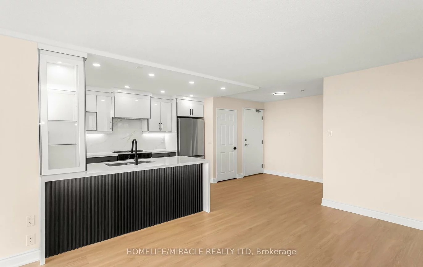 4450, Tucana, Hurontario, Mississauga