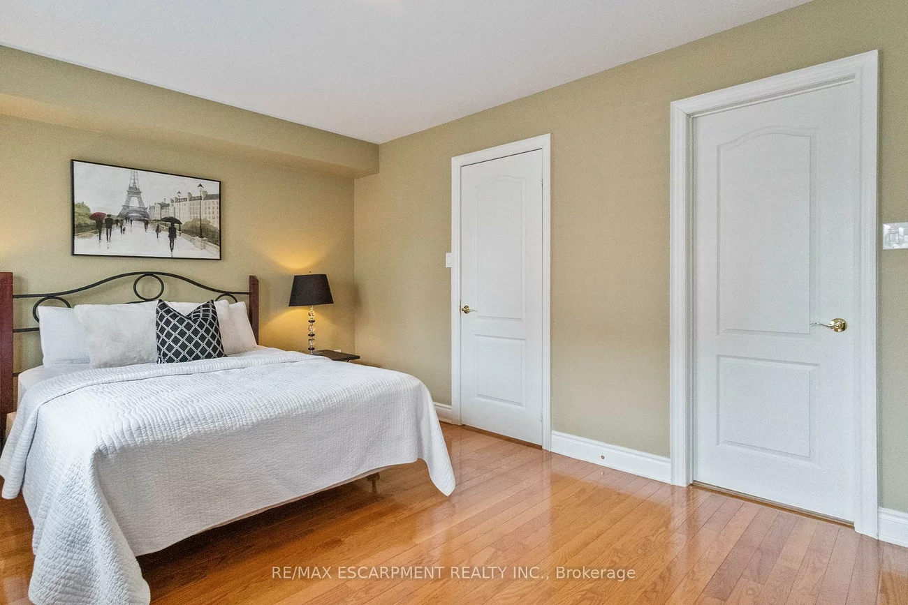 60, Rosewood, Port Credit, Mississauga