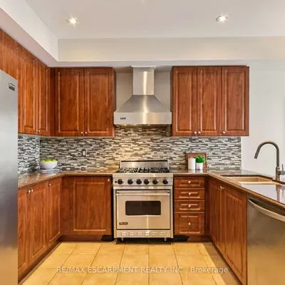 60, Rosewood, Port Credit, Mississauga