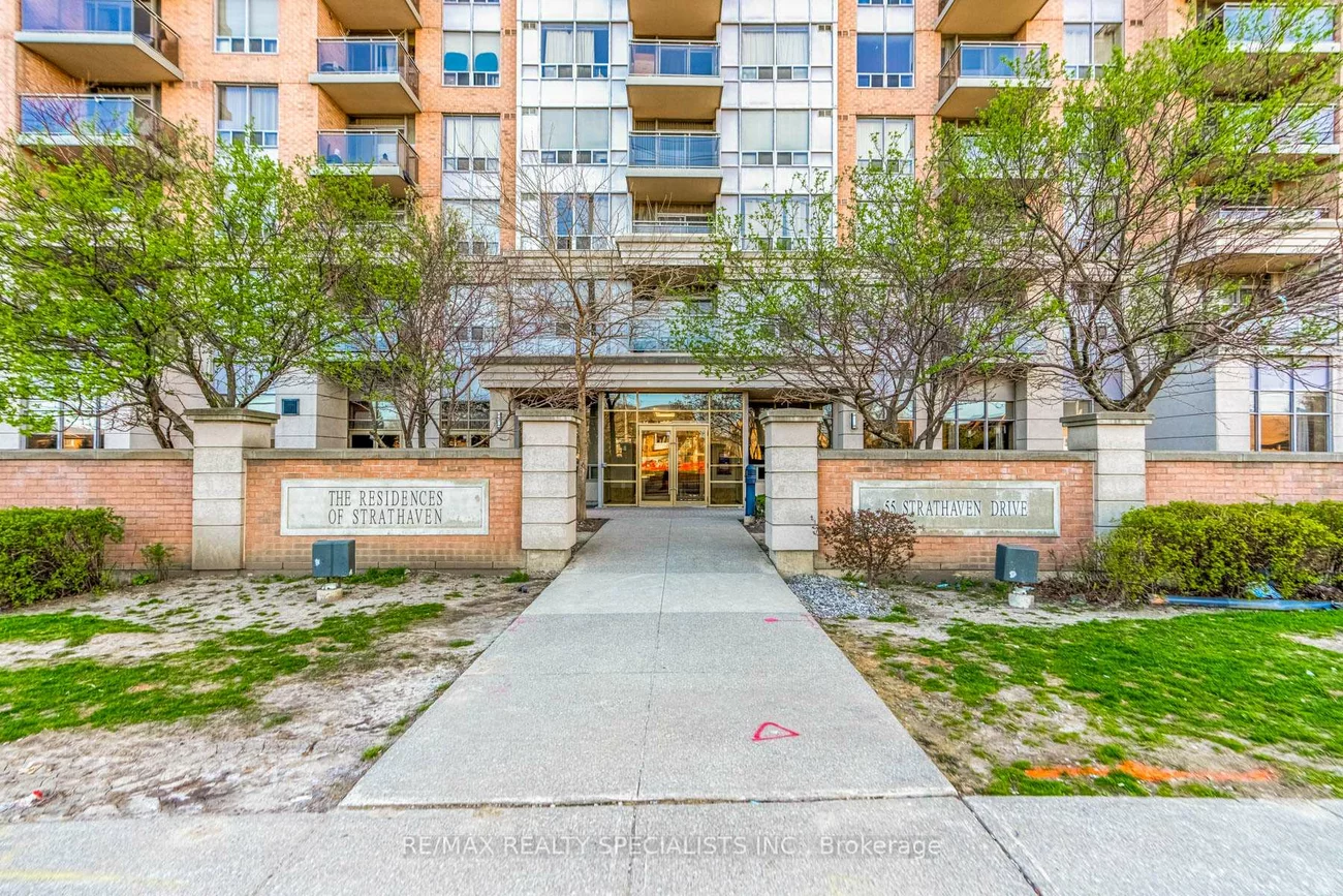 55, Strathaven, Hurontario, Mississauga