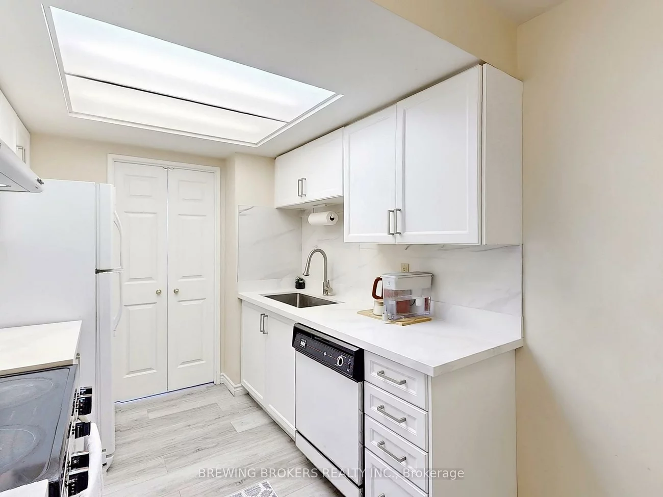 4450, Tucana, Hurontario, Mississauga
