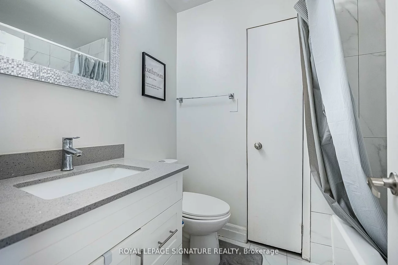 2445, Homelands, Sheridan, Mississauga