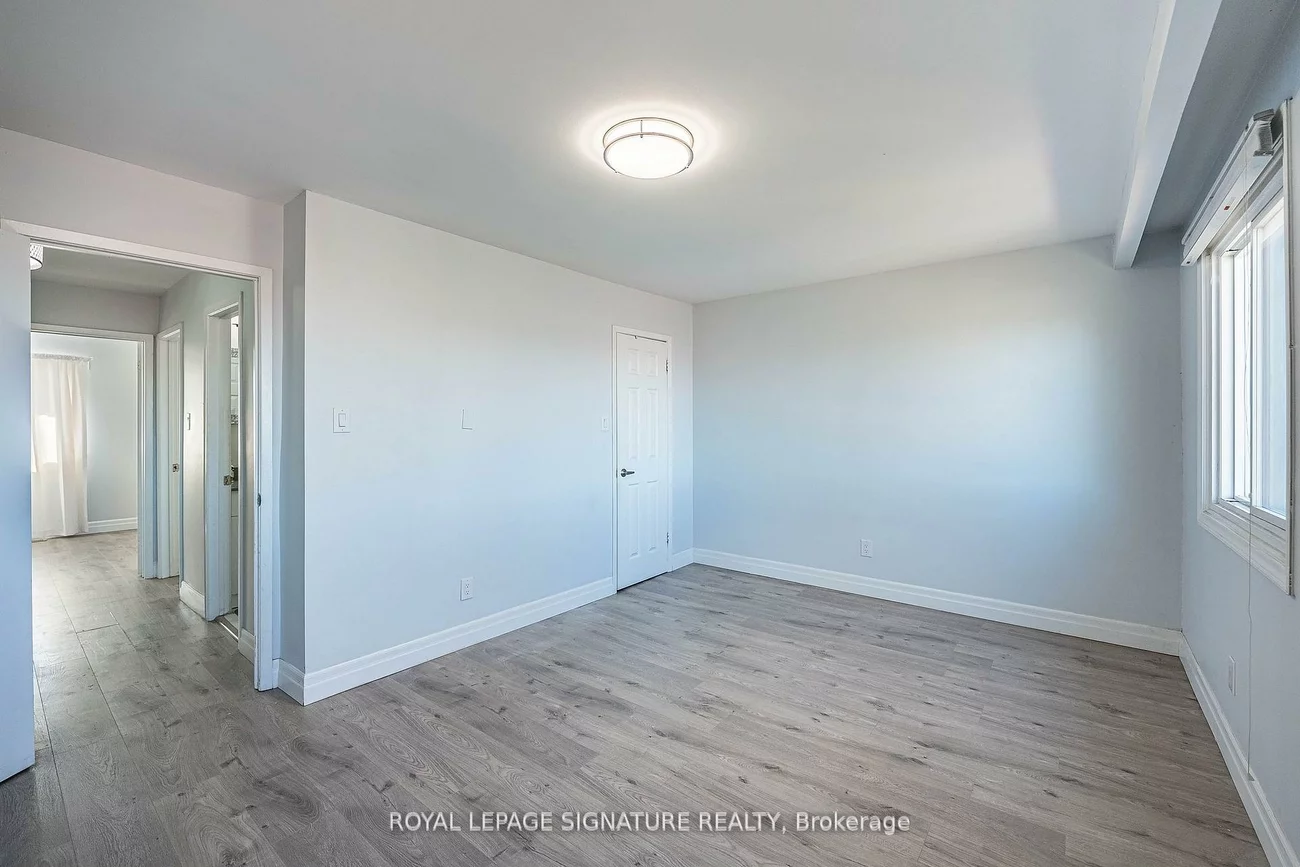 2445, Homelands, Sheridan, Mississauga