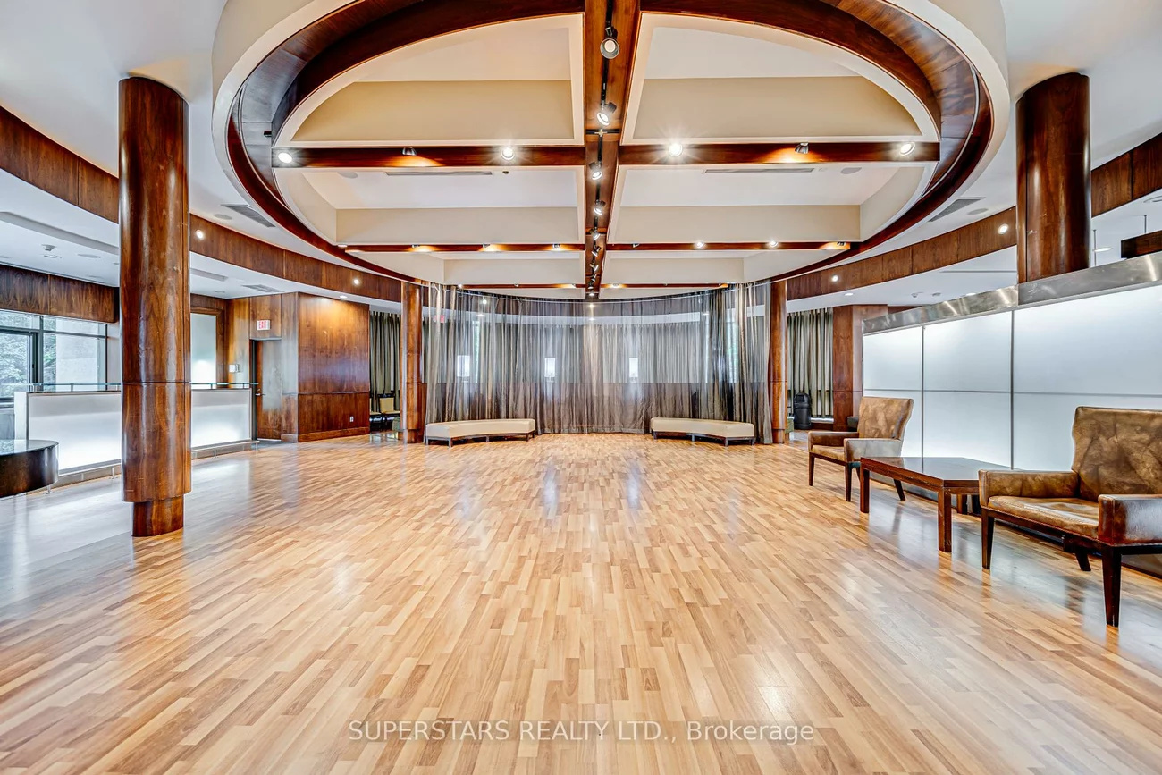3888, Duke Of York, City Centre, Mississauga