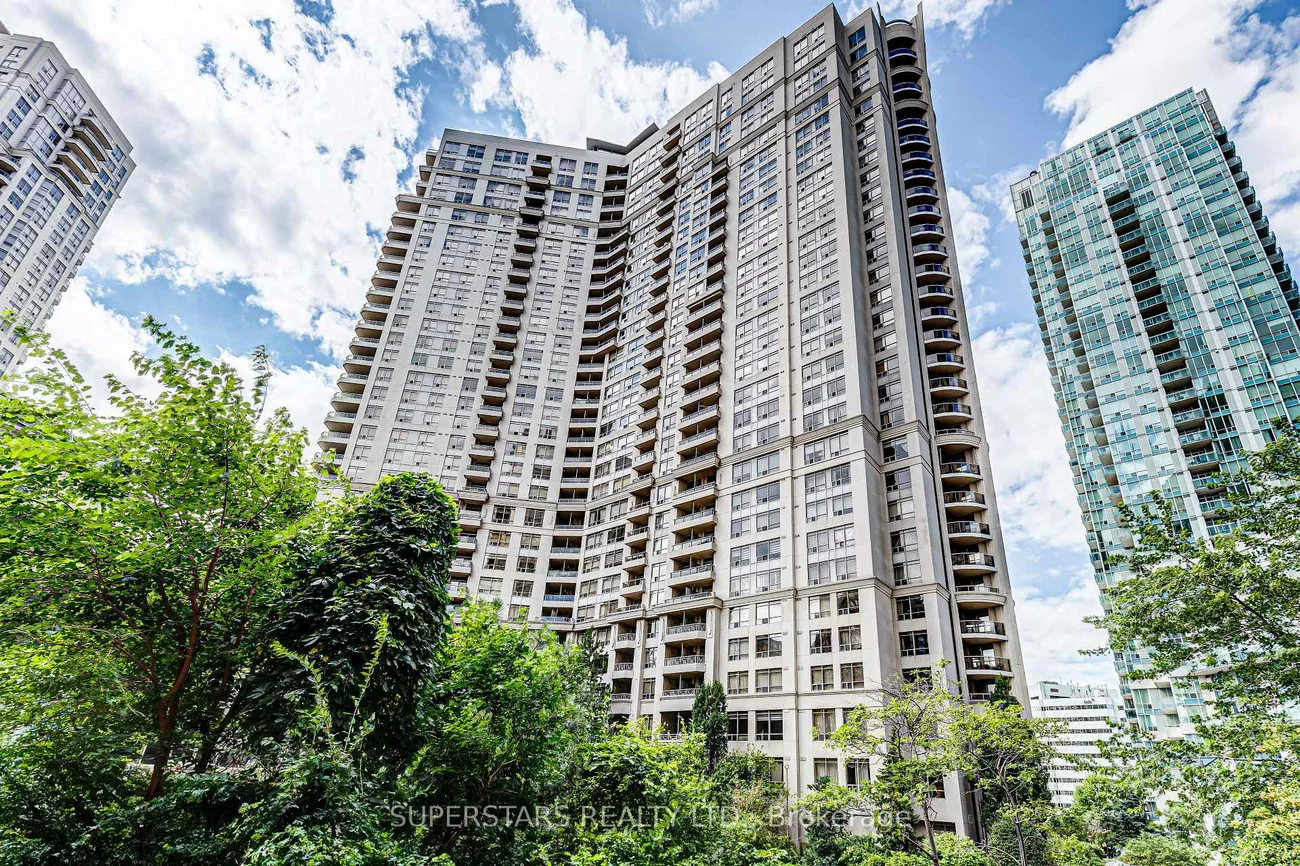3888, Duke Of York, City Centre, Mississauga
