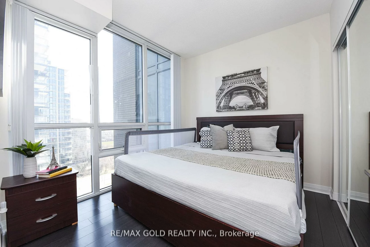 5033, Four Spring, Hurontario, Mississauga