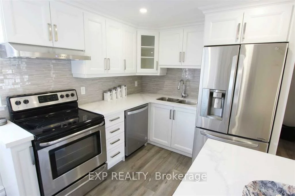 180, Mississauga Valley, Mississauga Valleys, Mississauga