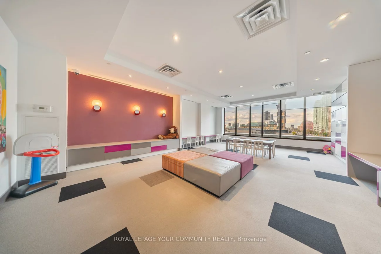 510, Curran, City Centre, Mississauga