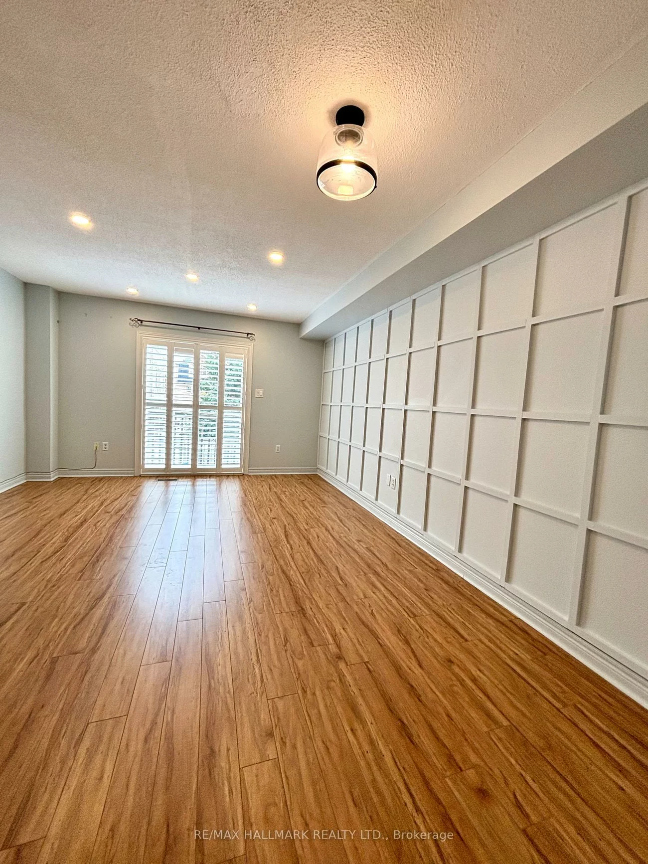1128, Dundas, Erindale, Mississauga