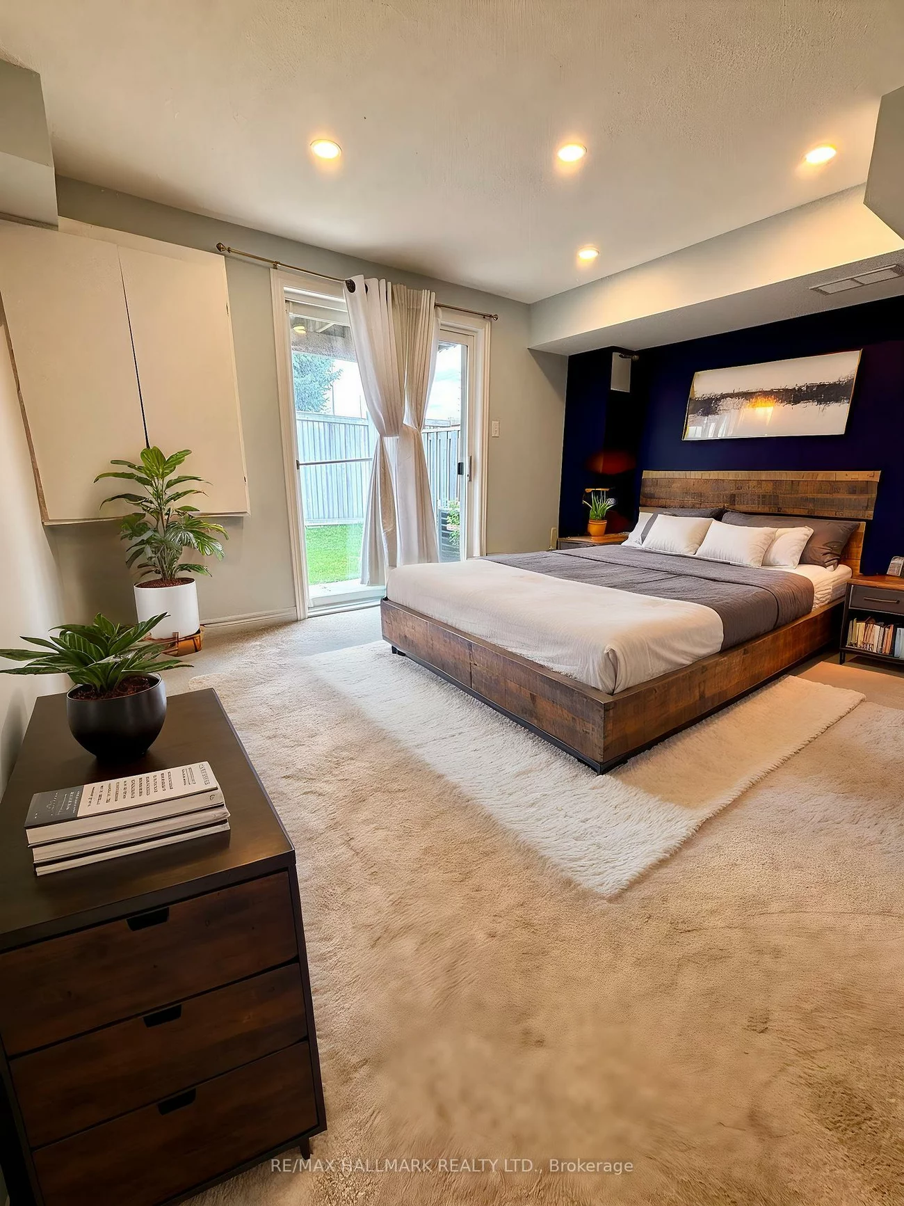 1128, Dundas, Erindale, Mississauga
