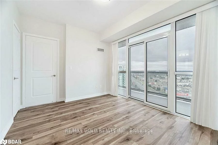 4633, Glen Erin, Central Erin Mills, Mississauga