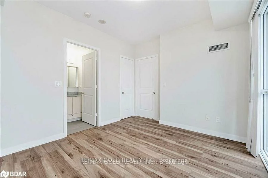 4633, Glen Erin, Central Erin Mills, Mississauga