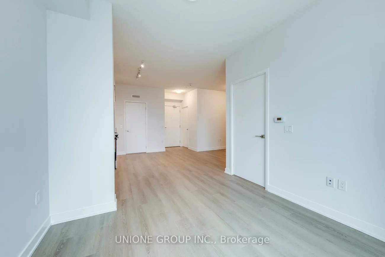 4055, Parkside Village, City Centre, Mississauga