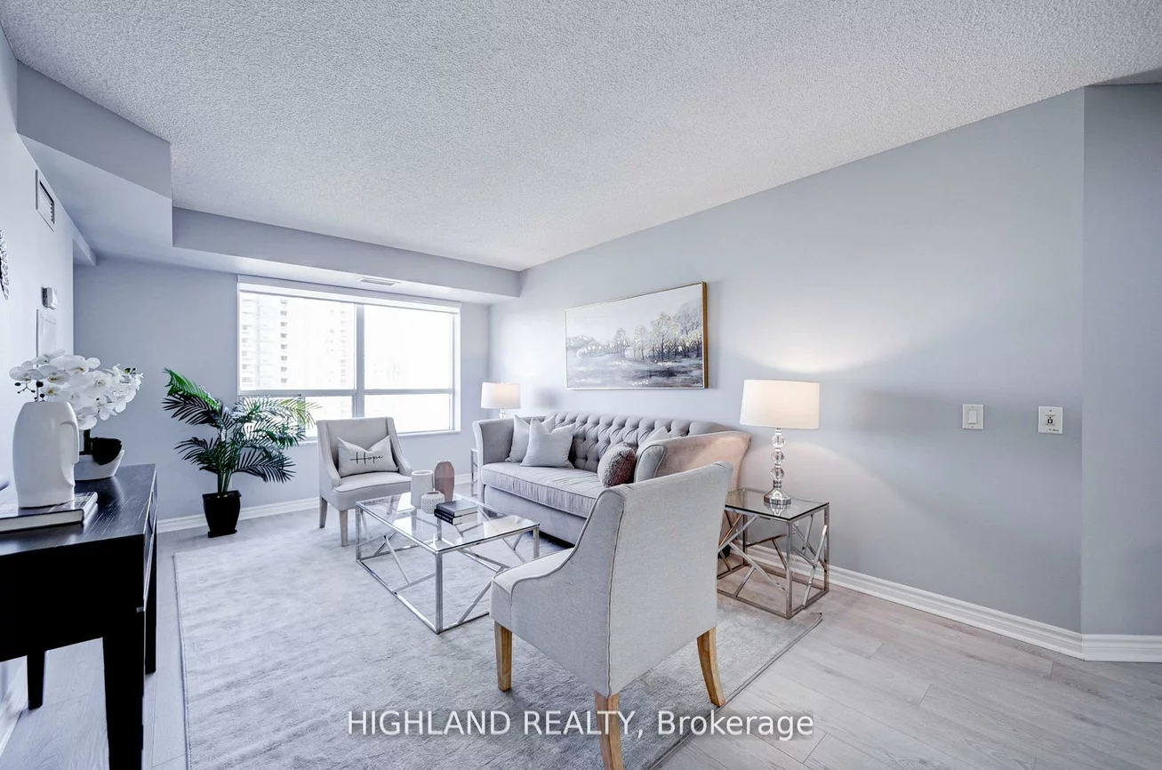 25, Kingsbridge Garden, Hurontario, Mississauga