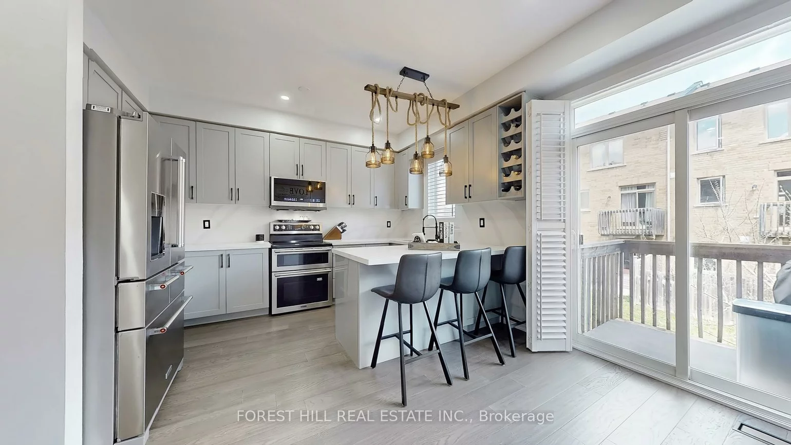 7203, Triumph, Lisgar, Mississauga