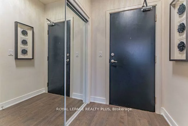 1575, Lakeshore, Clarkson, Mississauga