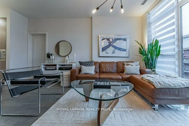 1575, Lakeshore, Clarkson, Mississauga