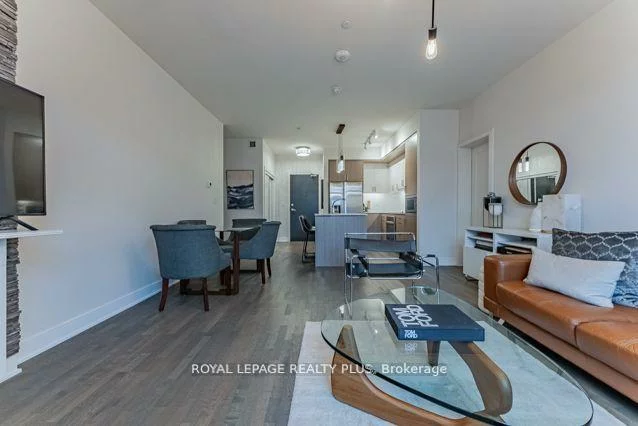 1575, Lakeshore, Clarkson, Mississauga