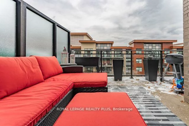 1575, Lakeshore, Clarkson, Mississauga