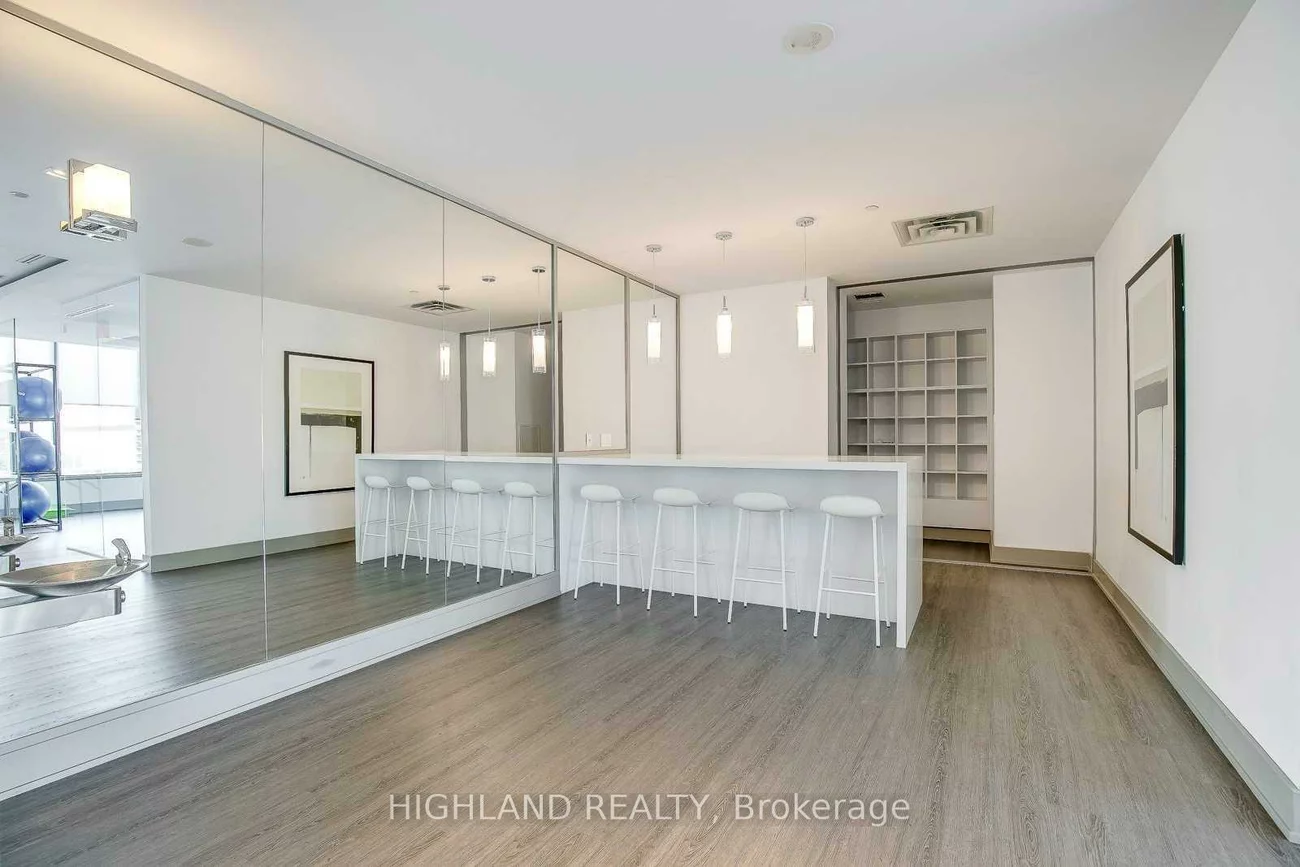510, Curran, City Centre, Mississauga