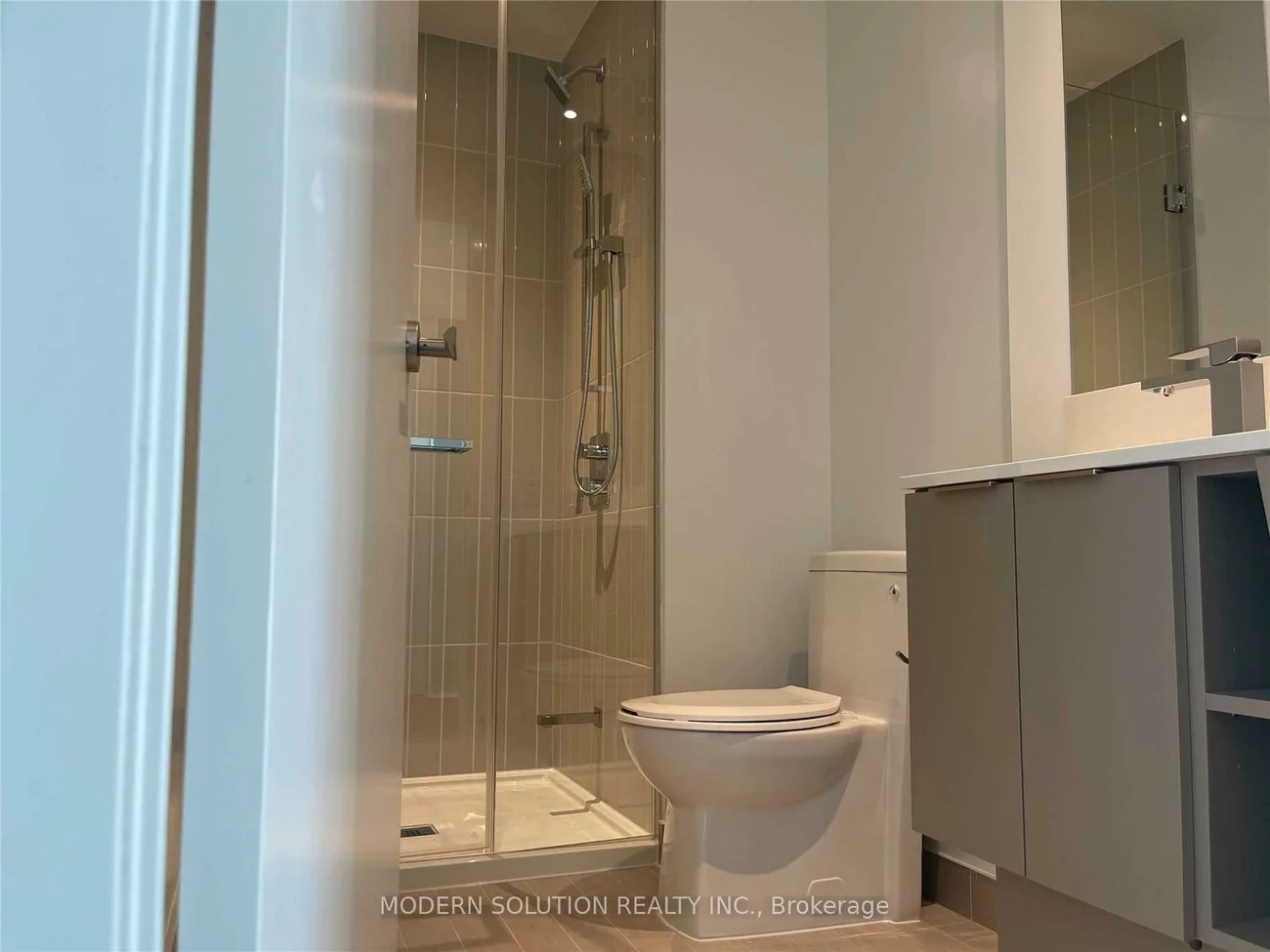 3900, Confederation, City Centre, Mississauga