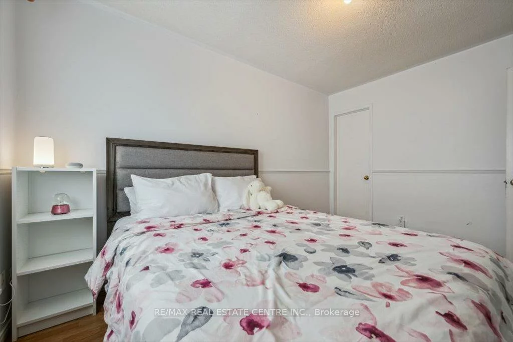 5940, Glen Erin, Central Erin Mills, Mississauga