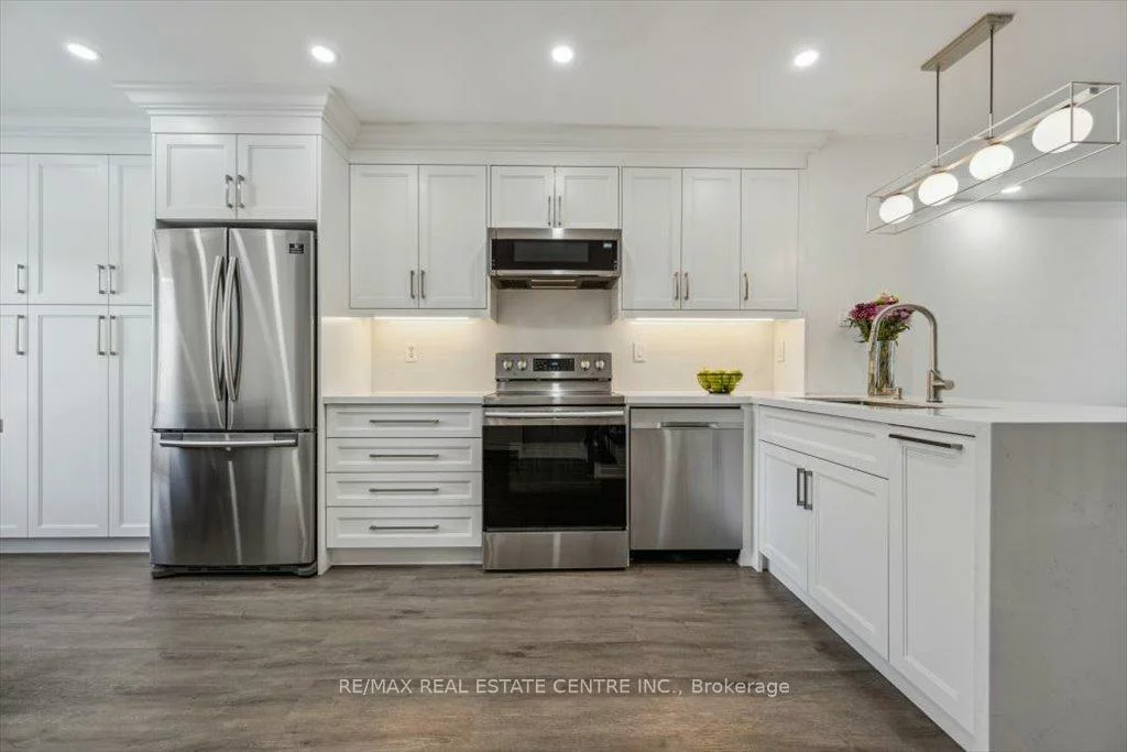 5940, Glen Erin, Central Erin Mills, Mississauga