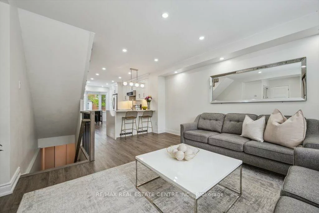 5940, Glen Erin, Central Erin Mills, Mississauga