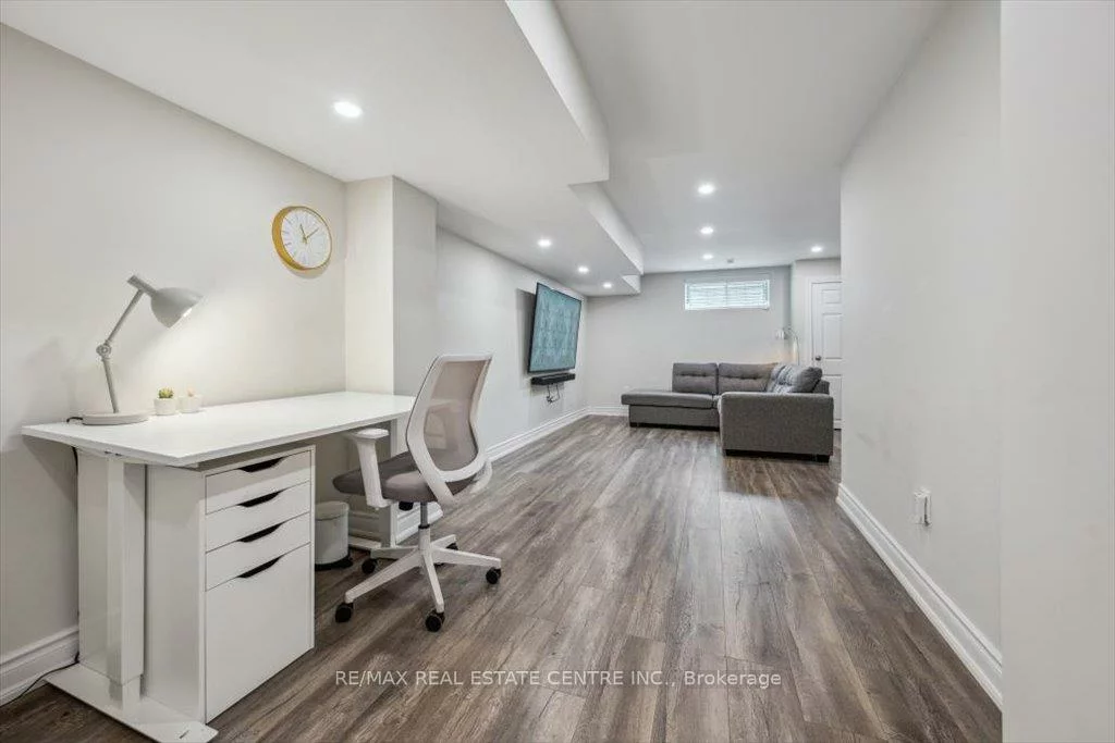 5940, Glen Erin, Central Erin Mills, Mississauga