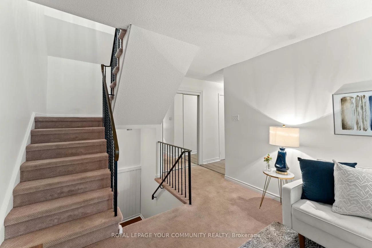 2655, Gananoque, Meadowvale, Mississauga