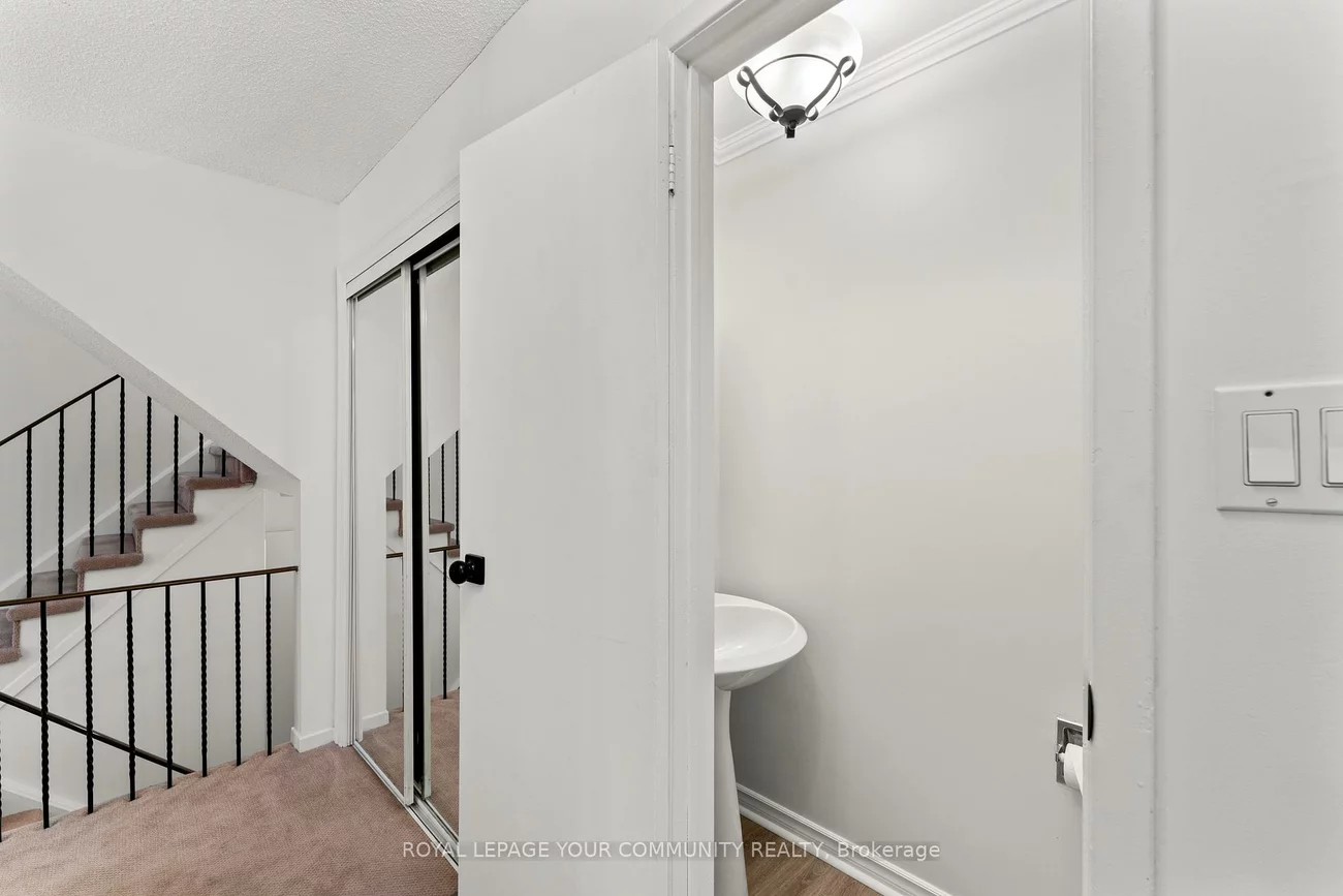 2655, Gananoque, Meadowvale, Mississauga