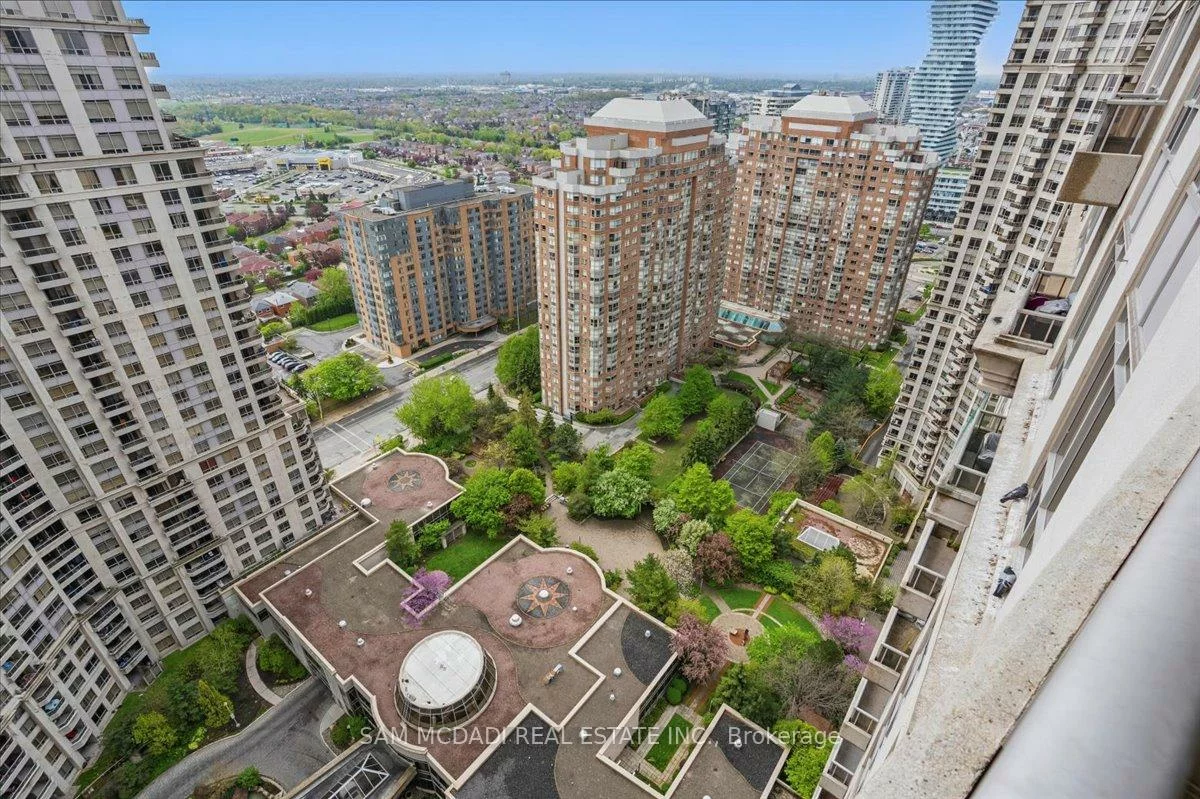 3888, Duke Of York, City Centre, Mississauga