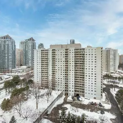 50, Elm, Mississauga Valleys, Mississauga