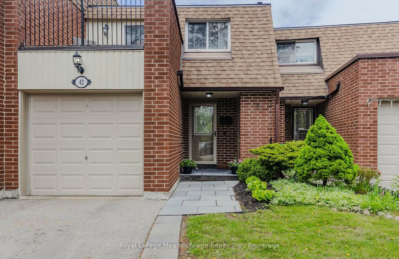 6240, Montevideo, Meadowvale, Mississauga