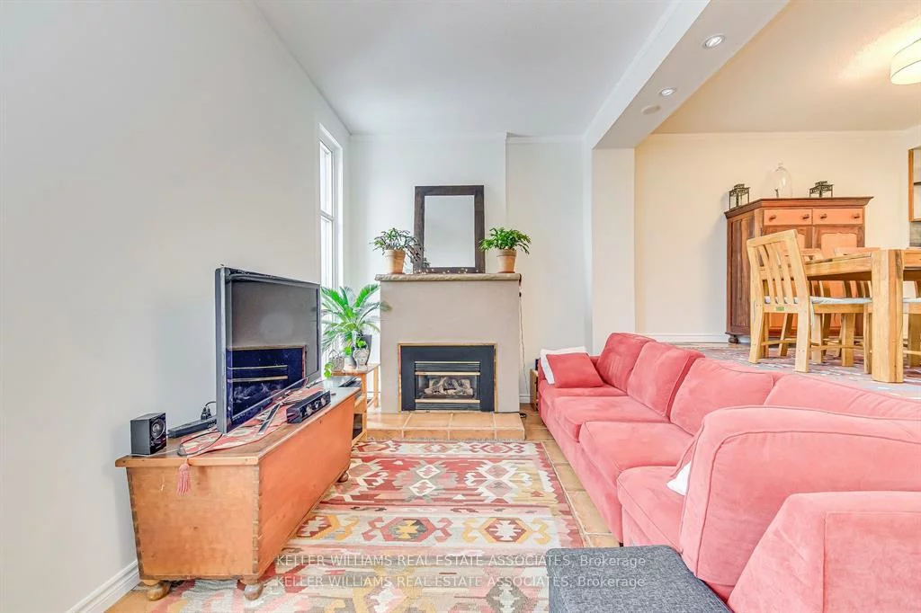 24, Reid, Streetsville, Mississauga