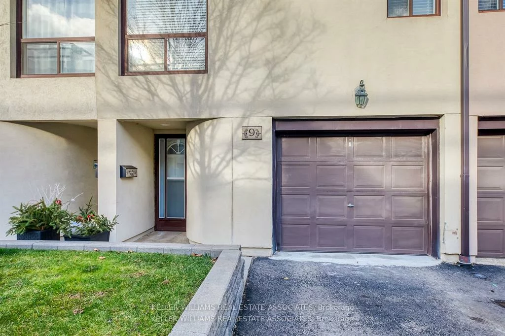 24, Reid, Streetsville, Mississauga
