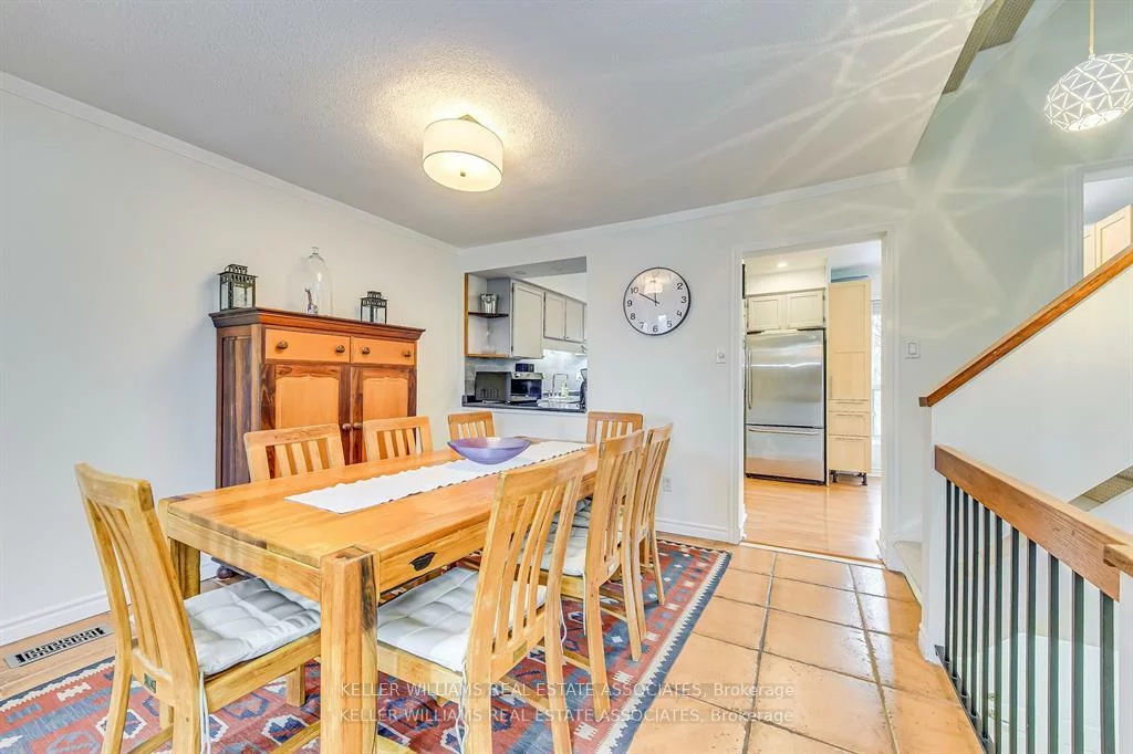 24, Reid, Streetsville, Mississauga